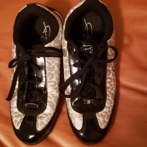 Women's lace up shoes size 8